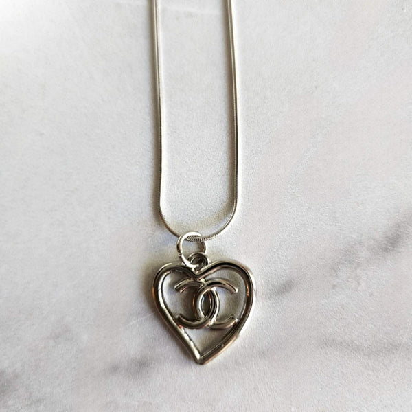 Designer Heart-shaped Silver Charm Finding on White Gold 18