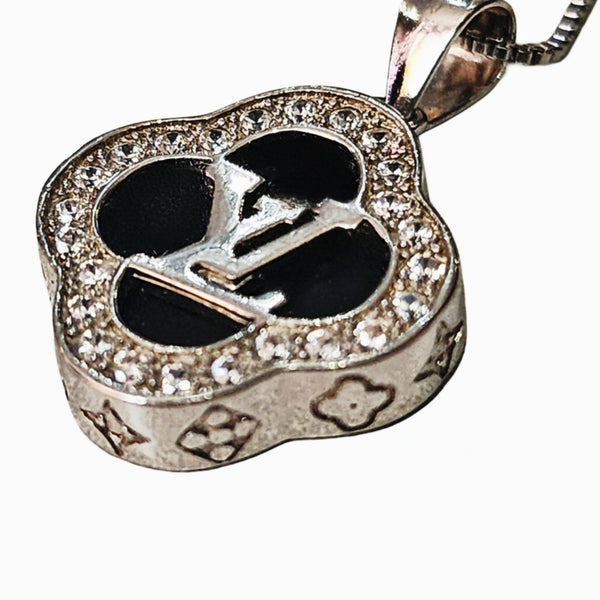 Louis Vuitton Silver, Black & Rhinestone Clover Charm On Adj 18