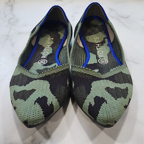 Rothy's Pointed Toe Camouflage Washable Flats Wiyh Blue & Orange Details, Size 9
