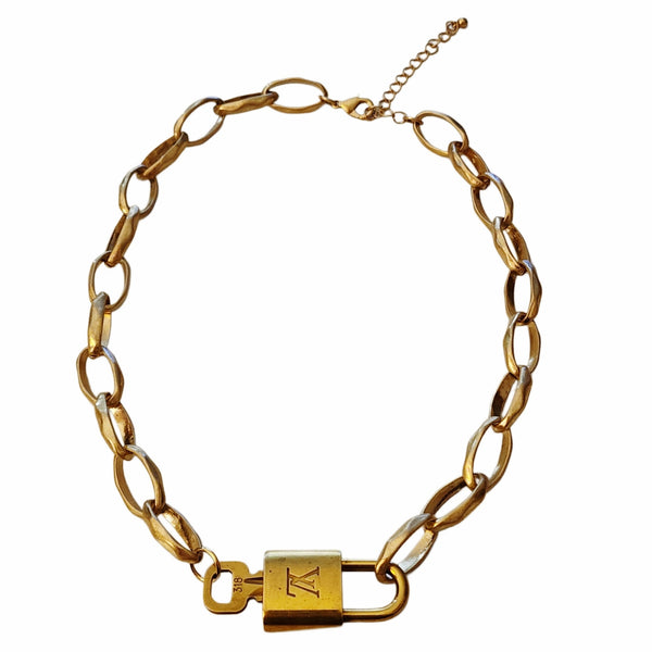 Louis Vuitton Auth Lock & Key Adjustable Length Necklace